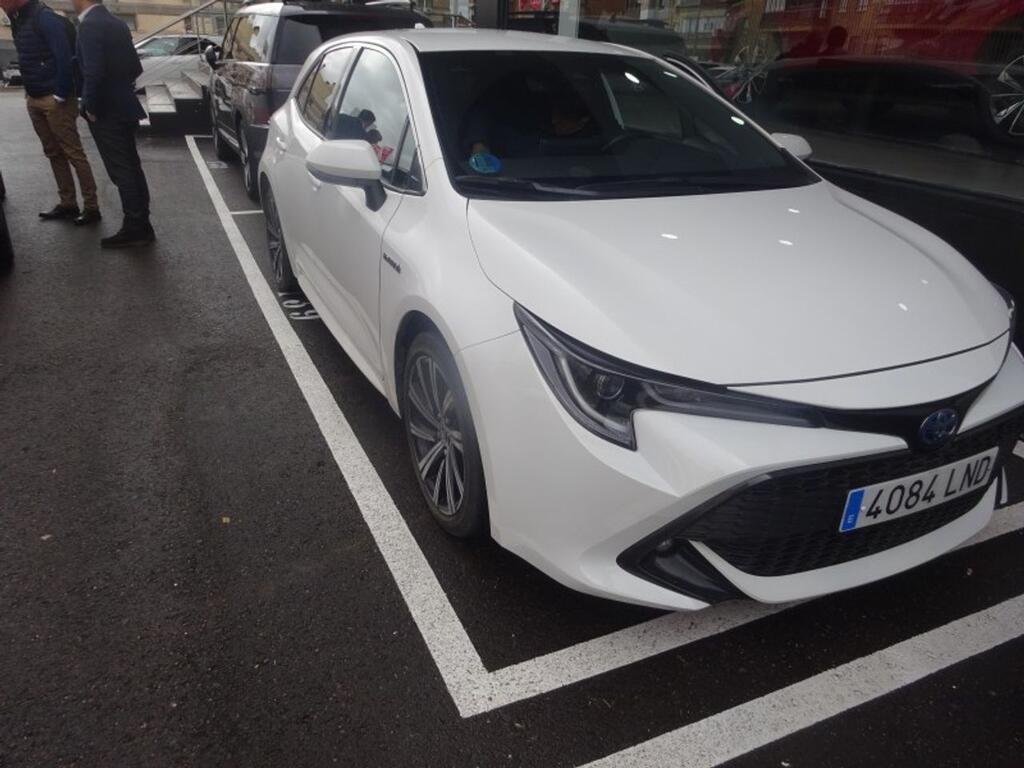 Toyota Corolla 1.8 125H STYLE E-CVT
