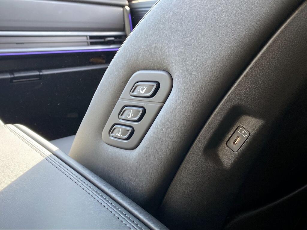 2245102e-3d18-4c8d-a53d-dc9a975995ea