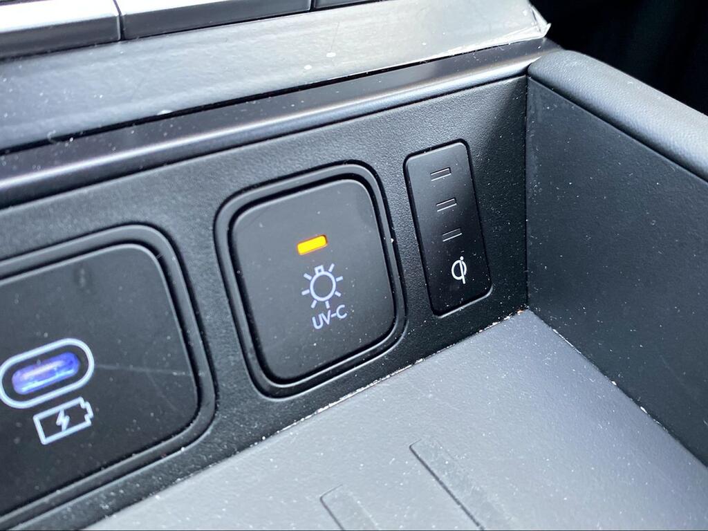 3c7036c3-fee9-4ab7-b7c3-63eae8591d73