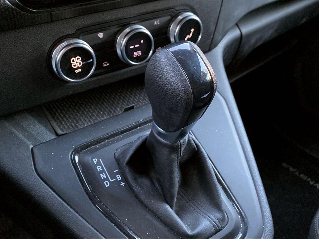 90302432-acbf-4261-a934-3999b13018fb