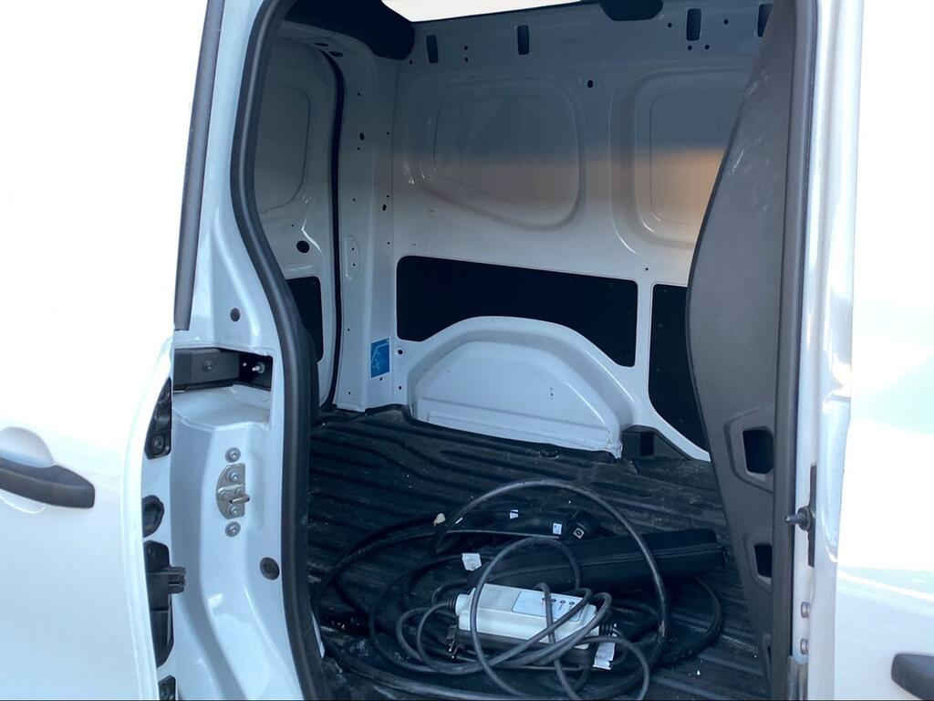 ad7ece9c-75ed-406d-b063-47e910fe8627