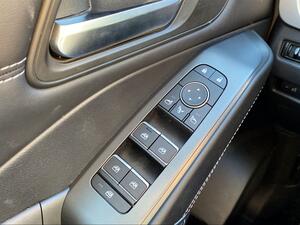 5b857ed9-a6a3-4d56-8e5d-16a495f02572