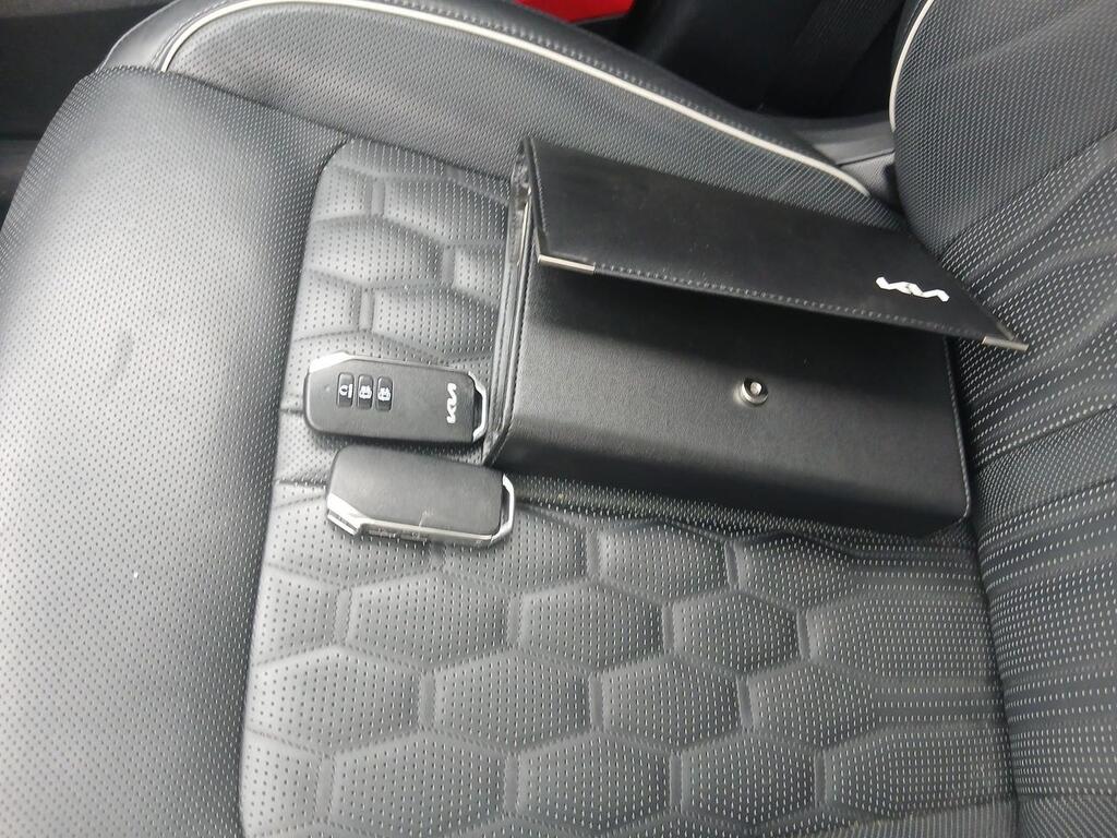 61f642fb-8435-468d-806a-8240503e6712