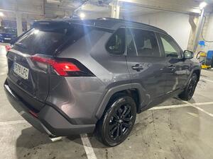 16e4fe42-7c9b-43c5-8bea-260f5989d68f