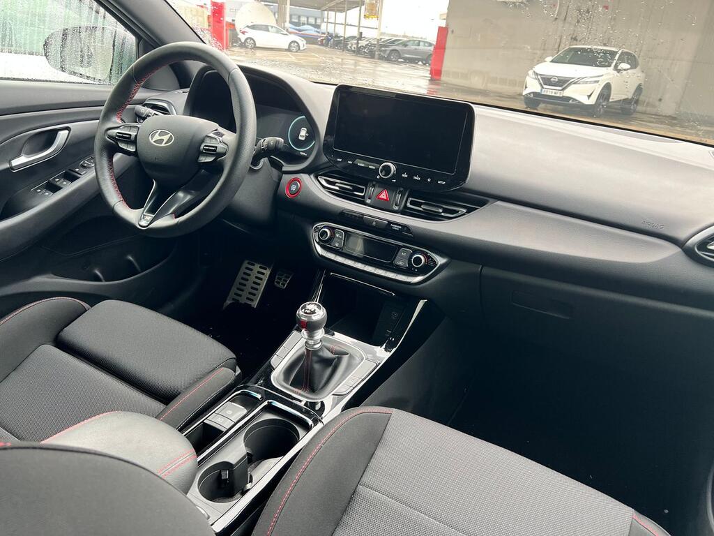 04957231-ac37-49a2-bcb7-eb295bae6cc3