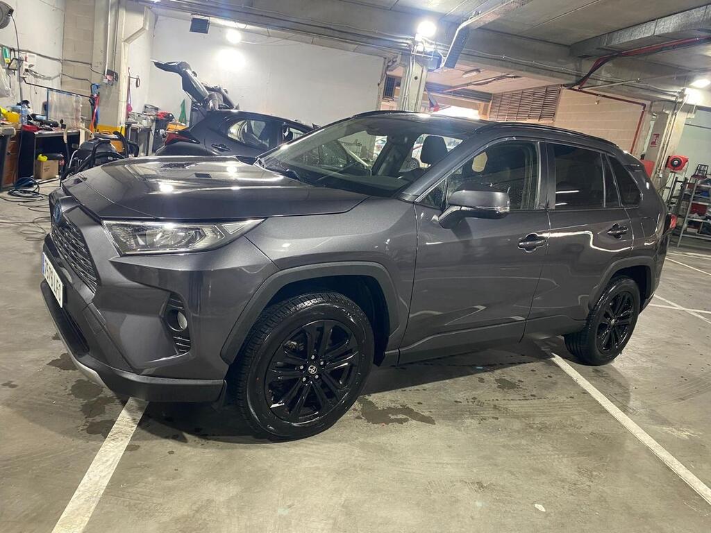 90f7fdff-9b30-436e-8f18-9a0d7efccfce