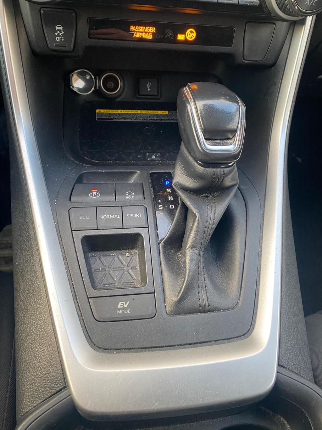 d9e48e90-d866-428a-b233-f069f7981380