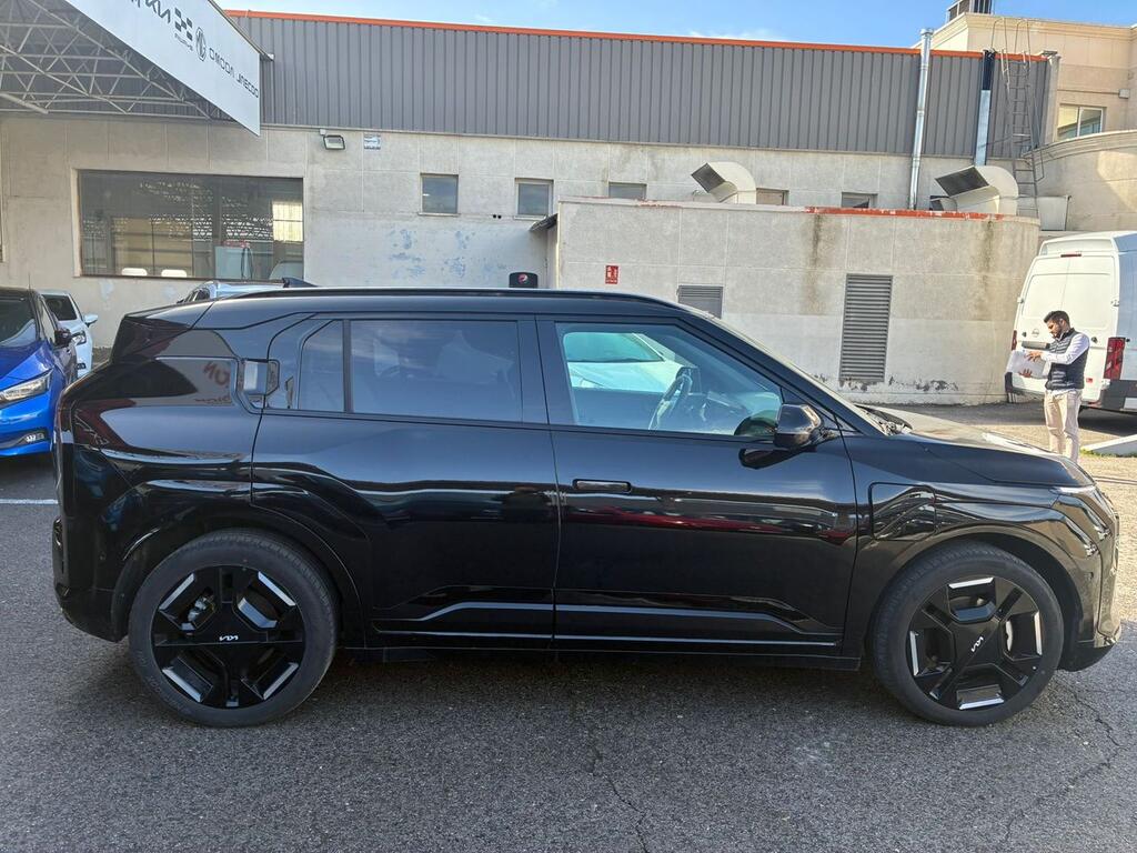 3edd72d3-820d-4a21-8690-effca1c38ad3