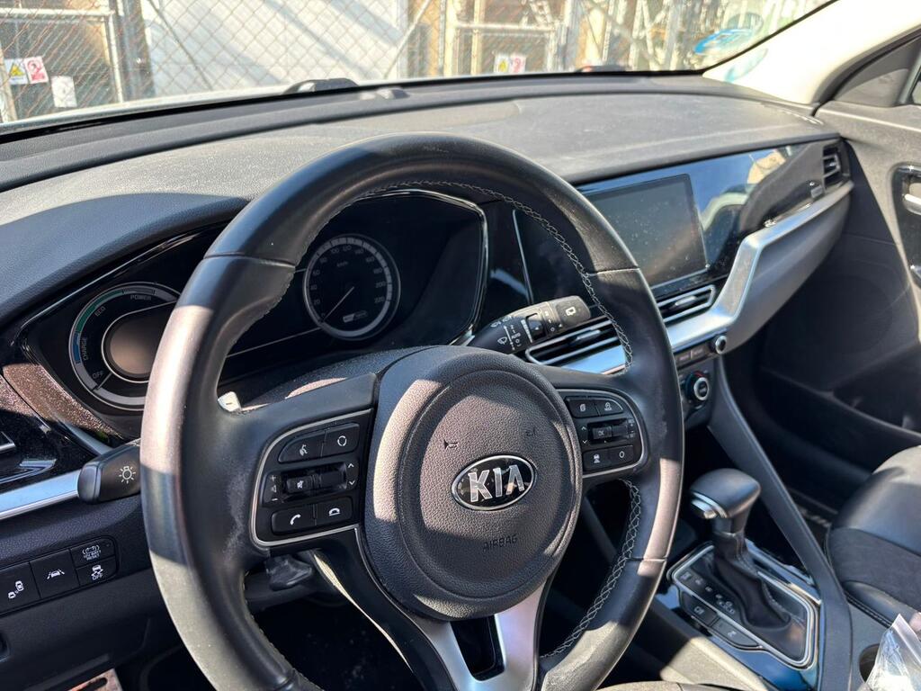 8d3b301c-a407-48c2-87f6-4c66b8707c6e