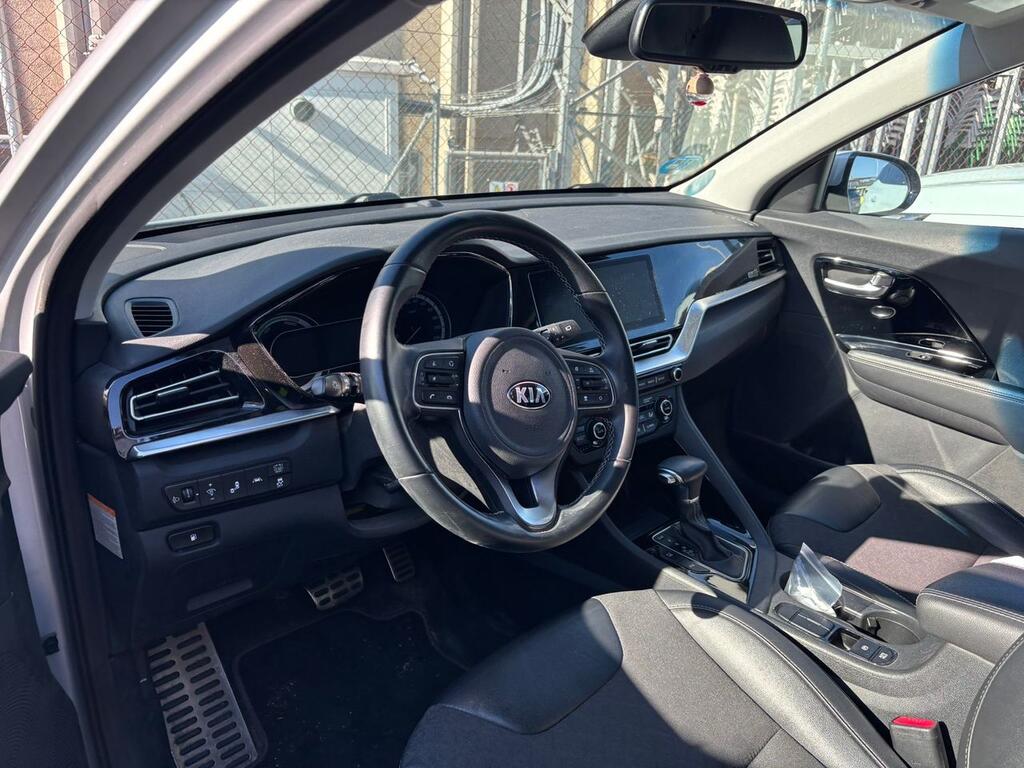 ae7c14f3-1cac-46d7-bad6-662623126384