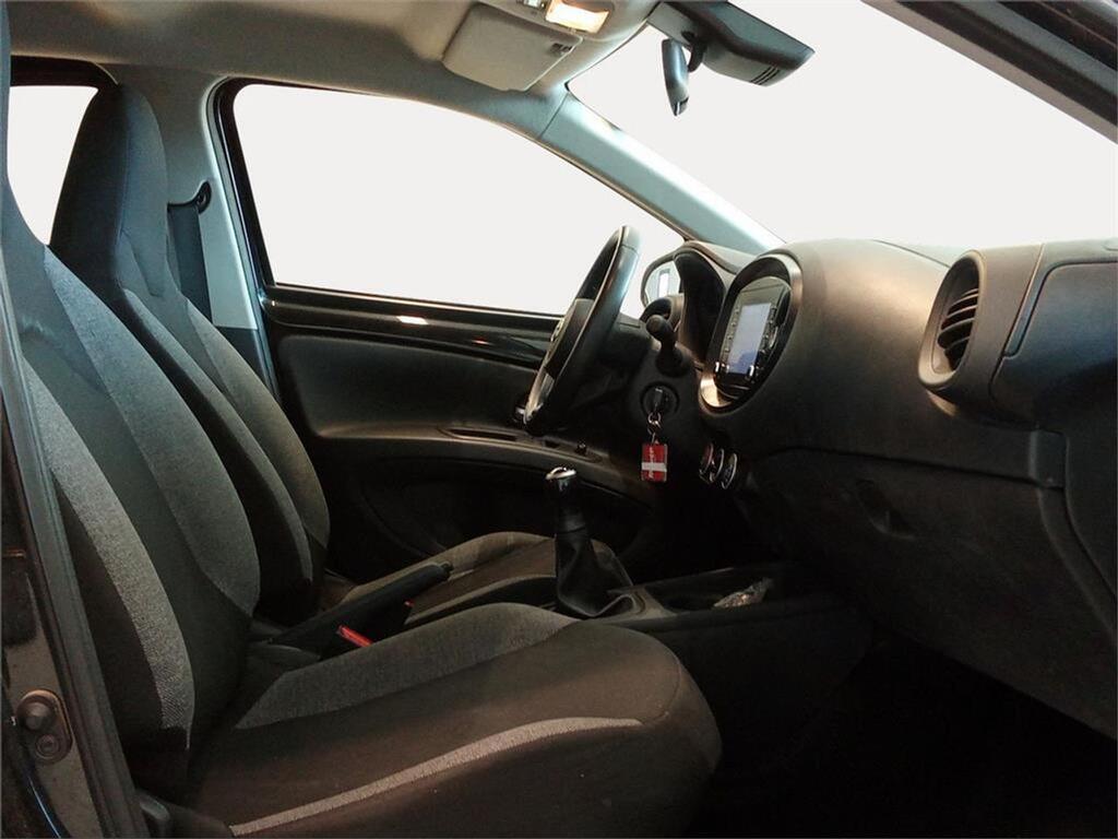 5a317da4-2db6-4226-902f-383064a48275