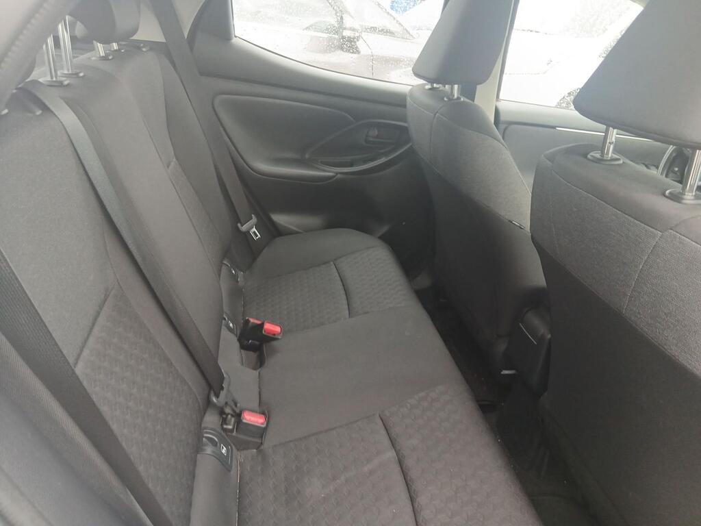 21ac3321-2dcd-499d-b28d-79bef879d767