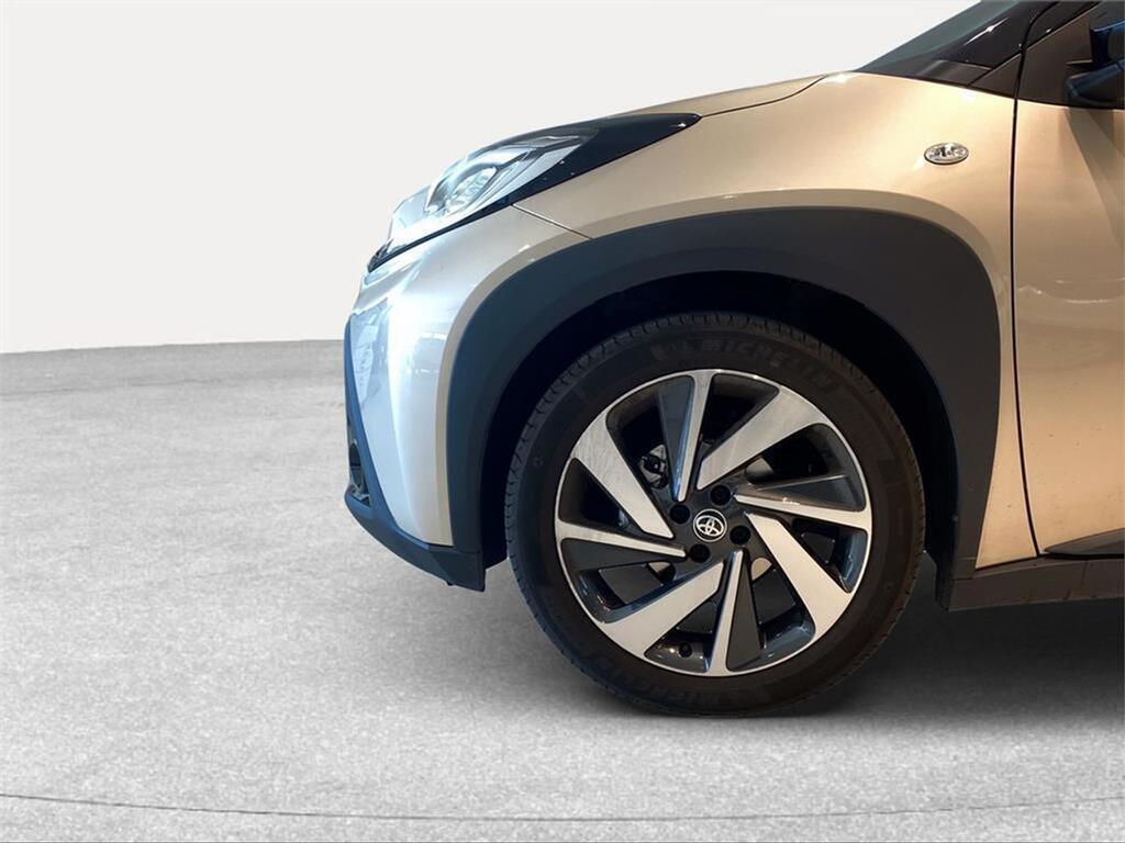 fef30230-8b40-42ff-b4bf-083236f6c3d5