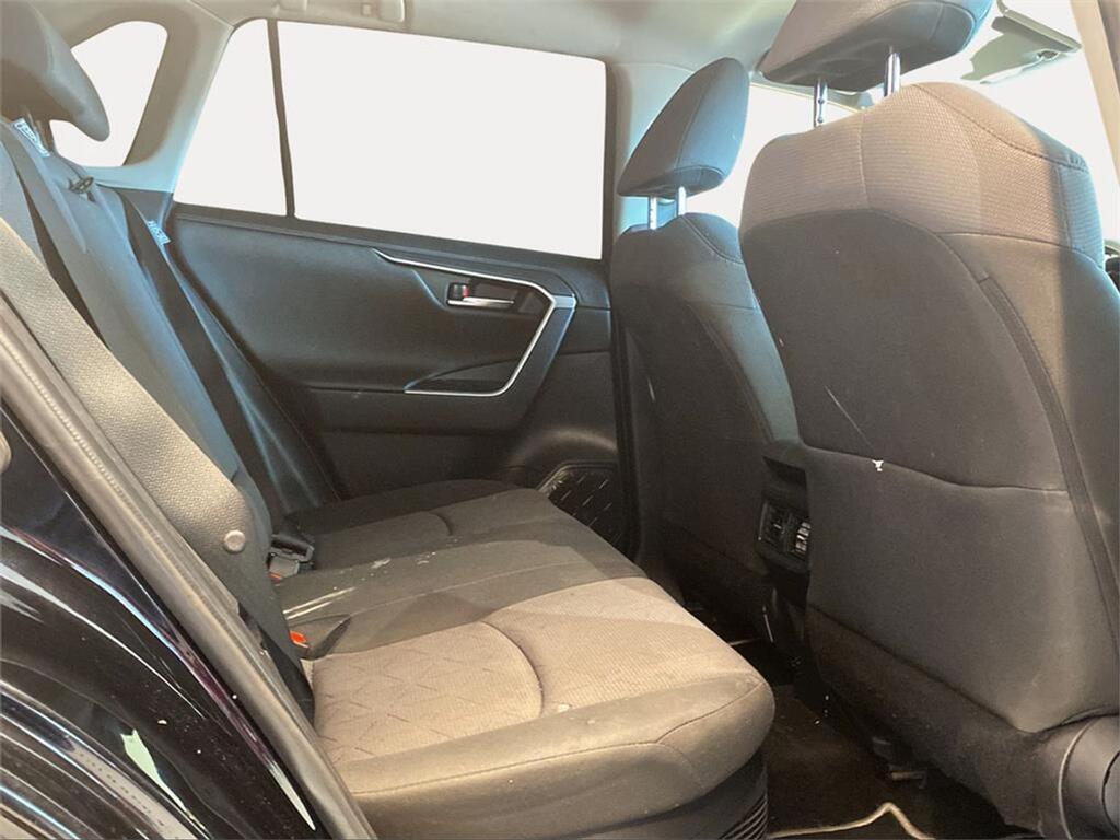 c4a242d2-59e4-4447-b3cc-932f0f46ca33