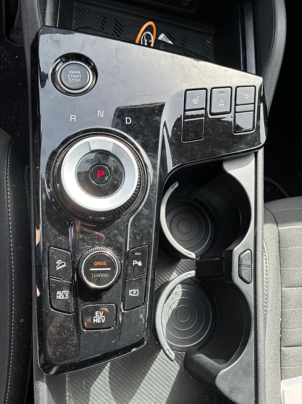 f128c31c-d8ff-4ee5-ba2c-32e5a0d46300