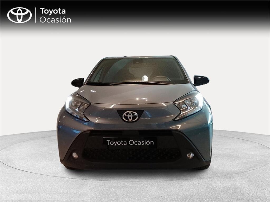 e509b135-7700-4243-908a-e3163b545195