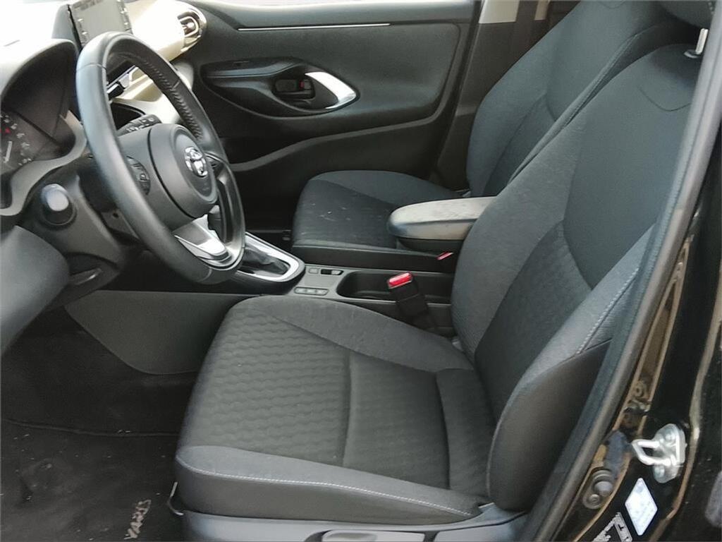 fdc35c7c-b7e1-4c47-8c1e-68ac2b226813